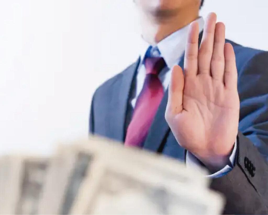 LOS GRANDES RETOS DE ENFRENTAR LA CRISIS EN LA QUE SE HA VISTO INMERSA LA CONTRATACIÓN PÚBLICA.